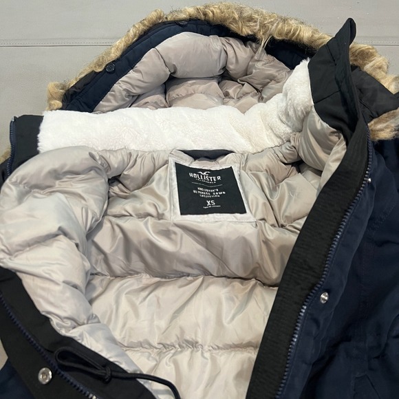Hollister Ultimate Down Women Navy Blue Puffer Jacket Faux Fur Hood XS Y2K-XXXX - Picture 7 of 9